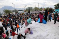 Alanyali Çocuklar Toroslarin Zirvesinden Kamyonlarla Getirilen 500 Ton Karla Eglendi