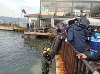 Üsküdar'da Bogazin Sulari Nefes Aldi