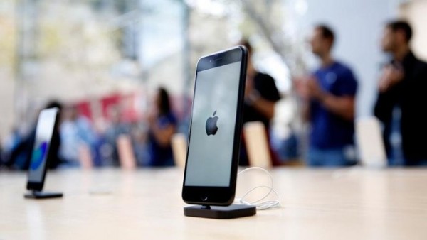Apple'dan bir ilk! Dünyada 3 trilyon dolar piyasa değerine ulaşan şirket oldu