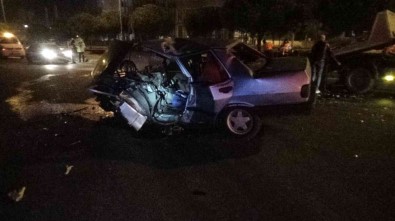 Silivri'de Iki Otomobil Kafa Kafaya Çarpisti Açiklamasi 1 Ölü