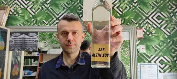 Kralların suyunu üretmeyi başardı: Litresi 350 lira