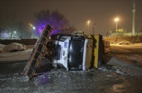MANSUR YAVAŞ - CHP'li Ankara Büyükşehir Belediyesi de karla mücadelede sınıfta kaldı! Kar küreme araçları bile kaza yaptı...