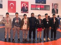 Dösemealti Güresçileri 27 Madalya Kazandi