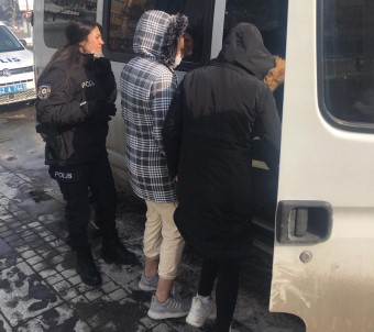 Girdigi Evden 290 Bin Lira Çalan Hirsiz Yakayi Ele Verdi