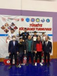 Kadir Danacioglu Kickboksta Türkiye Sampiyonu Oldu
