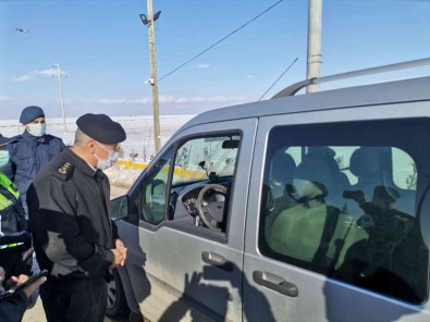 'Kis Tedbirleri' Denetimi Jandarma Ekiplerince Gerçeklestirildi