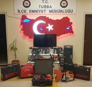 Van'da 200 Bin Liralik Hirsizlik Olayina Karisan 7 Süpheli Yakalandi