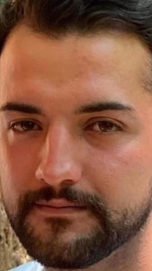 En Son Mezarlikta Görülen Genç, Izmir'de Bulundu