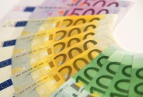 Fransa'da Yillik Enflasyon Orani Yüzde 2.8 Oldu