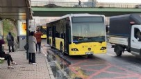 Güngören'de İETT otobüsünde yangın paniği