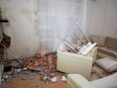 Is Yeri Sahibi Kovaladigi Motosiklet Hirsizi Zanlisina Otomobille Çapti Açiklamasi 1 Ölü 2 Yarali