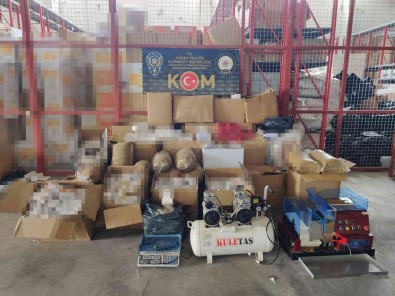 Adana'da 2 Milyon 700 Bin Kaçak Makaron Ele Geçirildi