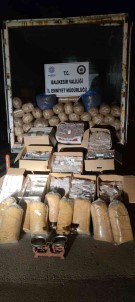 Balikesir'de Kaçak Tütün Ve Sigara Operasyonu