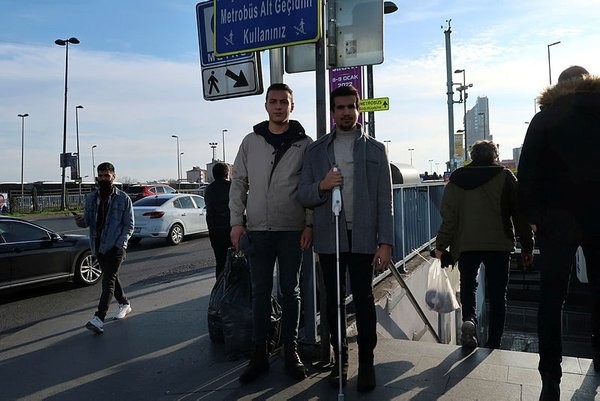 İBB'nin ulaşım rezaleti sürüyor! Toplu ulaşımda engelliye geçit yok