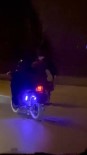 Bursa'da Gençlerin Canlarini Hiçe Sayarak Motosiklet Sürme Anlari Kamerada