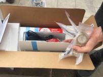 Yazicinin Içine Gizlenmis Kaçak Saatler Ele Geçirildi