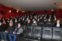 Zonguldak Protokolü 'Kesisme Açiklamasi Iyi Ki Varsin Eren' Filmini Izledi