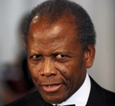 Oscar Kazanan Ilk Siyahi Aktör Sidney Poitier 94 Yasinda Hayatini Kaybetti