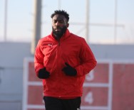 Sivasspor'da Aaron Sevinci! Aylar Sonra Idmanlara Basladi