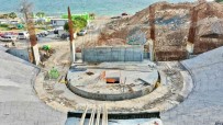 Didim'de Amfi Tiyatro Yükselmeye Devam Ediyor