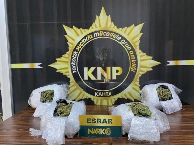 Adiyaman'da Uyusturucu Ile Yakalanan 2 Sahis Tutuklandi