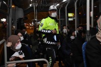 Aksaray'da Halk Otobüsleri Denetlenirken, Pandemi Uyarisi Yapiliyor
