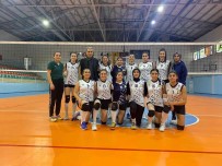 Baglar Belediyespor Kadin Voleybol Takimi Ikinci Yariya Galibiyetle Basladi