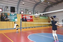Spor Okullarinda 24 Bin Çocuk Sporla Tanisti