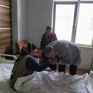 Ahlatci, 'Amacimiz Vatandaslarin En Iyi Saglik Hizmetini Almasi'