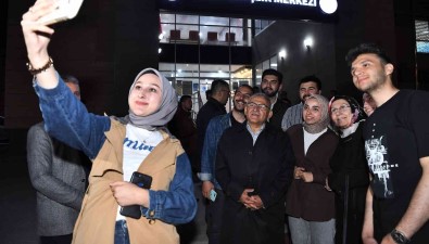 Büyüksehirin 40 Milyon TL'lik Egitim Destegi Için Basvuru Sartlari Belli Oldu