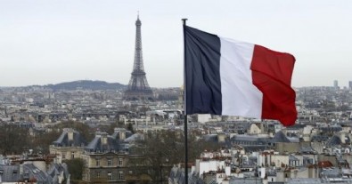 Fransa'da skandal! Valilik'ten 'evsizler istenmiyor' paylaşımı...