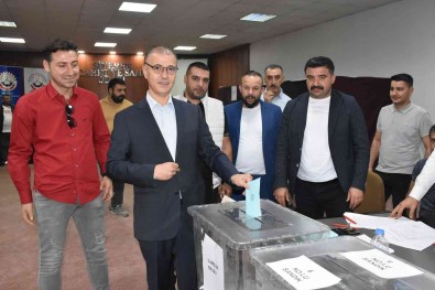 Siverek'te Ticaret Ve Sanayi Odasi Seçimleri Yapildi