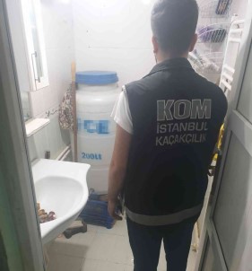 Sultangazi'de Operasyon Açiklamasi 485 Litre Doluma Hazir Alkol Ele Geçirildi