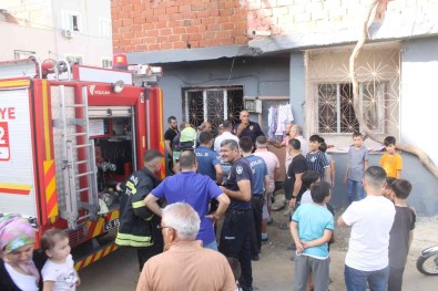 Turgutlu'da Bir Evde Çikan Yangin Korkuttu