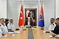 Jandarma Aranan 4 Bin 608 Süpheliyi Yakaladi