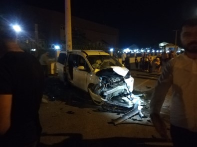 Mardin'de Dügün Yolunda Kaza Açiklamasi 2'Si Çocuk 5 Yarali