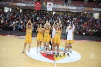 Melikgazi Kayseri Basketbol Takimi Besiktas'i Yendi