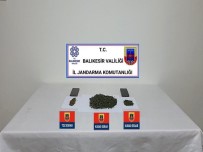 Balikesir'de Jandarma 53 Uyusturucu Süphelisini Gözaltina Aldi