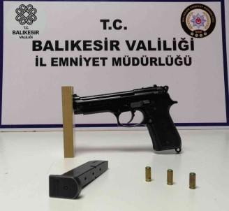 Balikesir'de Jandarma Ve Polisten Asayis Operasyonu