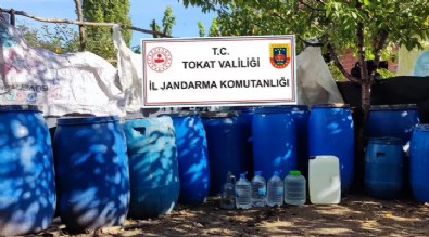 Tokat’ta 5 ton sahte alkol ele geçirildi