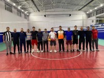 Tomarza'da Cumhuriyet Kupasi Voleybol Turnuvasi Basladi Haberi