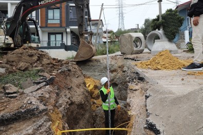 Büyüksehir 32 Evler'de Yagmursuyu Altyapisini Güçlendiriyor