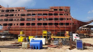 Dev Korsan Tur Teknesi 130 Milyon Liraya Mal Olacak, Ayni Anda Bin 163 Turist Tasiyacak