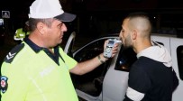 Direksiyonda Alkollü Yakalandi, 'Alkol Yok' Deyip 'Araç Kullanmadim' Dedi