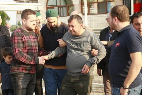 Sigara içerken öğretmenine yakalanan 15 yaşındaki Sudenur, kendini 6. kattan boşluğa bıraktı