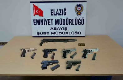 Elazig'da Asayis Ve Sok Uygulamalari Açiklamasi 156 Kisi Yakalandi