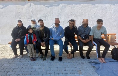 Jandarma Ekiplerinin Yabanci Uyruklu Sahislara Yönelik Denetimleri Sürüyor