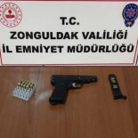 Polis Uygulamada Silah Ve Uyusturucu Ele Geçirdi