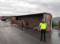 Aydin'da Yagmur Yagdi Araçlar Yoldan Çikti
