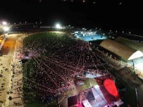 Sirnak'ta 20 Bin Kisiyle Konser Coskusu